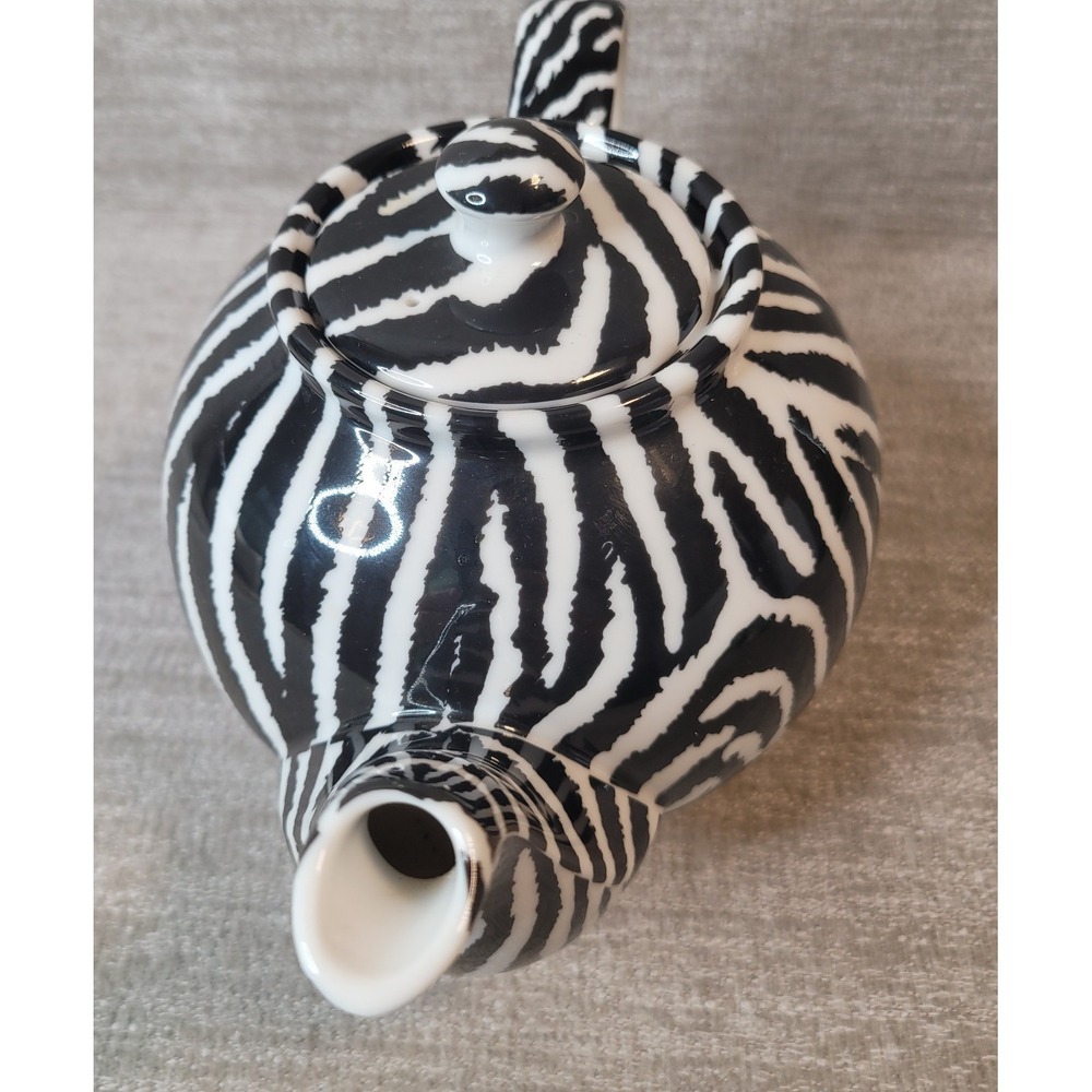 Paul Cardew 2000 Eqqus Grevy's Zebra Stripe Pattern Collectible Teapot EUC - Picture 3 of 12